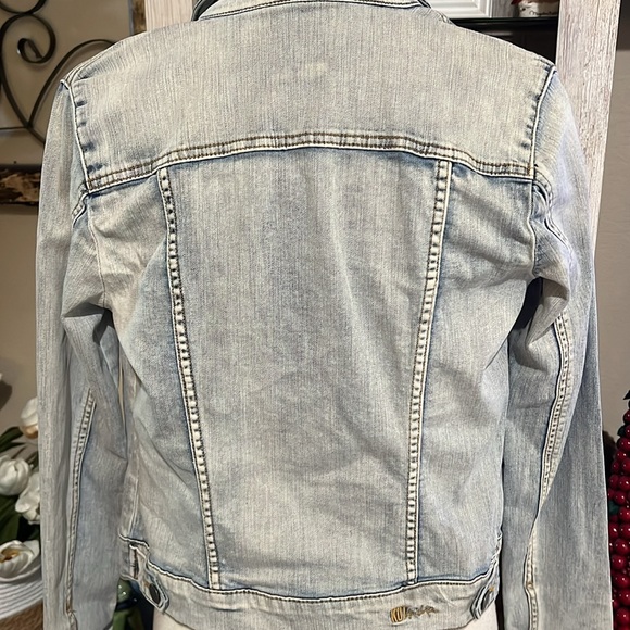 Kut from the Kloth Womens XS Helena Light Wash Denim jacket - Picture 5 of 11